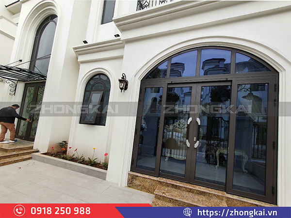 Mẫu Cửa Vòm Nhôm Kính Đẹp