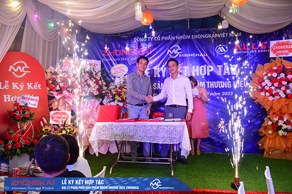 lễ ký kết đại lý nhôm zhongkai minh châu hải phòng