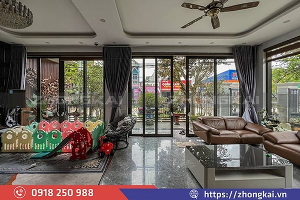 Chọn Kích Thước Cửa Nhôm Kính 4 Cánh Phong Thủy Nhất