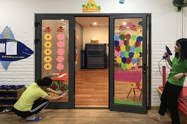 10+ Cách Trang Trí Cửa Lớp Mầm Non Sáng Tạo Và Ấn Tượng